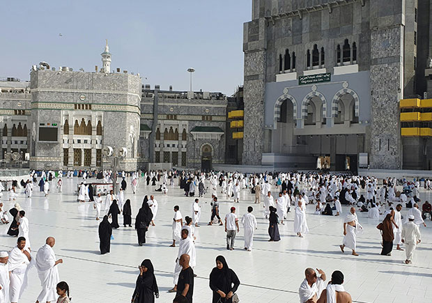 5 Nights 3 Star December Umrah Package